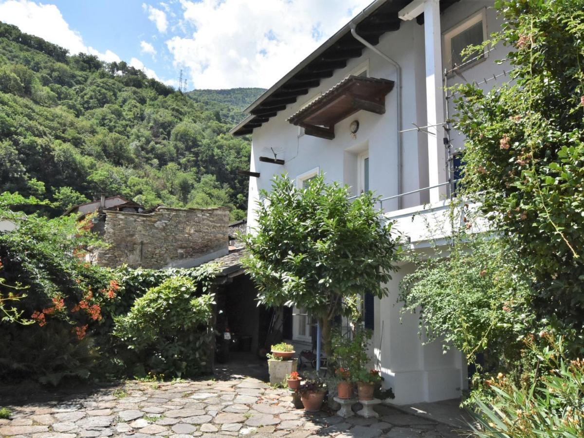 La Casa Del Nonno By Interhome Holiday home Morbegno